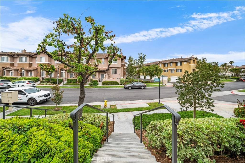 Fullerton, CA 92833,1341 Mcfadden DR