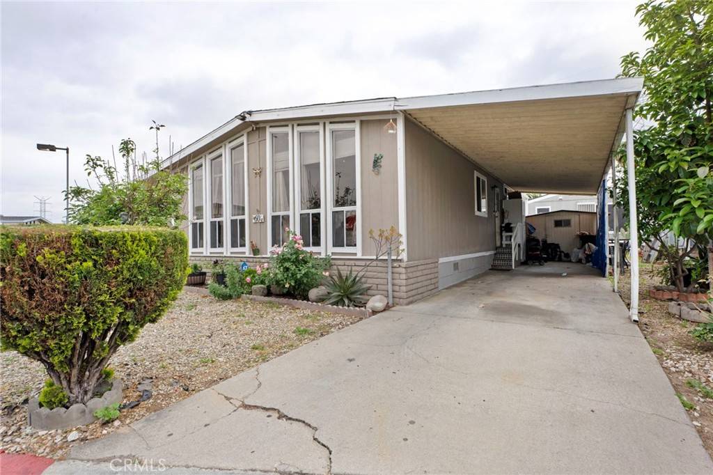 Pico Rivera, CA 90660,4139 Paramount BLVD #60