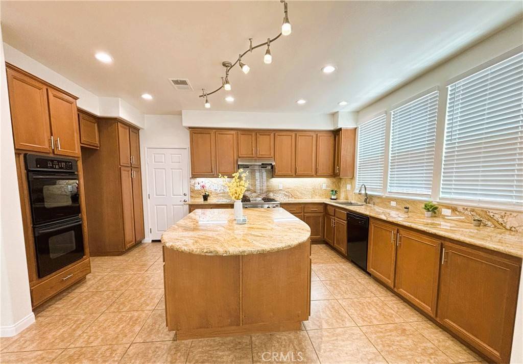 Eastvale, CA 92880,7385 Patti Ann CT