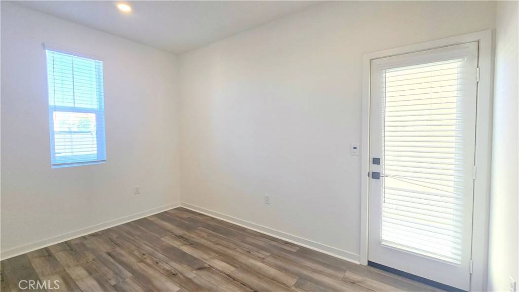 Eastvale, CA 92880,6044 Fairfax DR