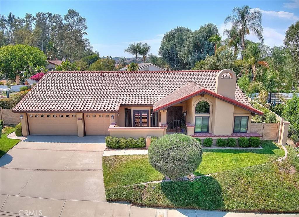 1873 Paseo La Paz, Pomona, CA 91768
