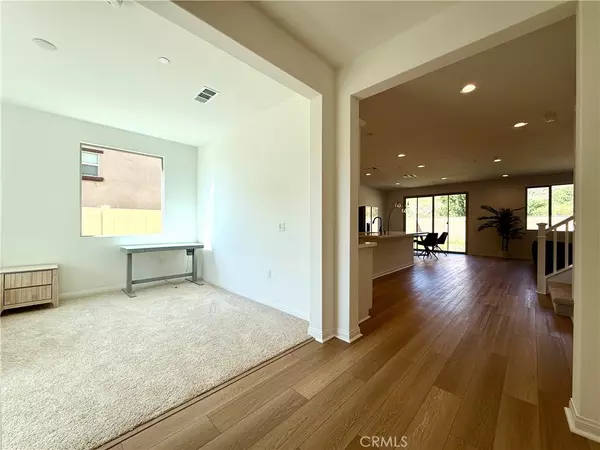 Riverside, CA 92507,21696 Thomas CT