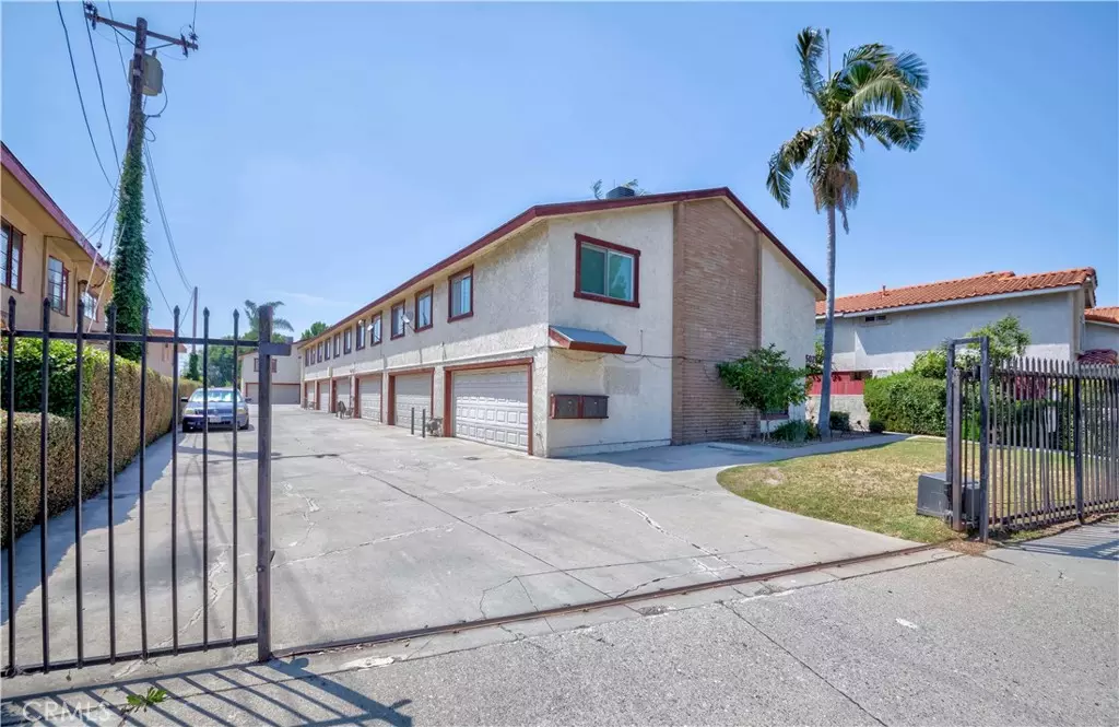 El Monte, CA 91732,5021 Peck RD #9