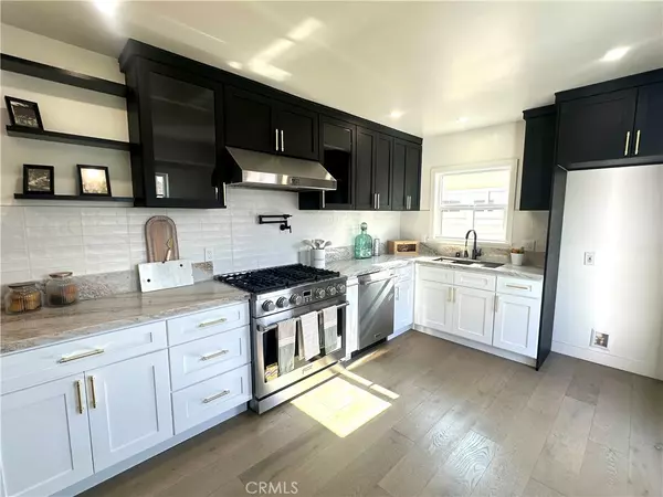 Van Nuys, CA 91406,16913 Covello ST