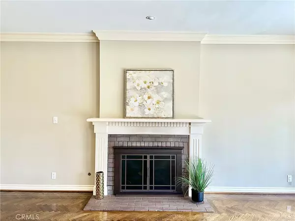 La Canada Flintridge, CA 91011,5703 Evening Canyon DR