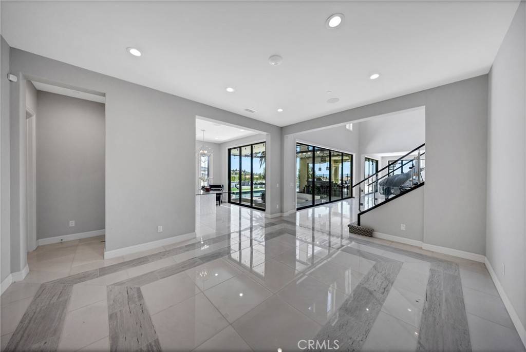 Irvine, CA 92602,116 Clear Falls