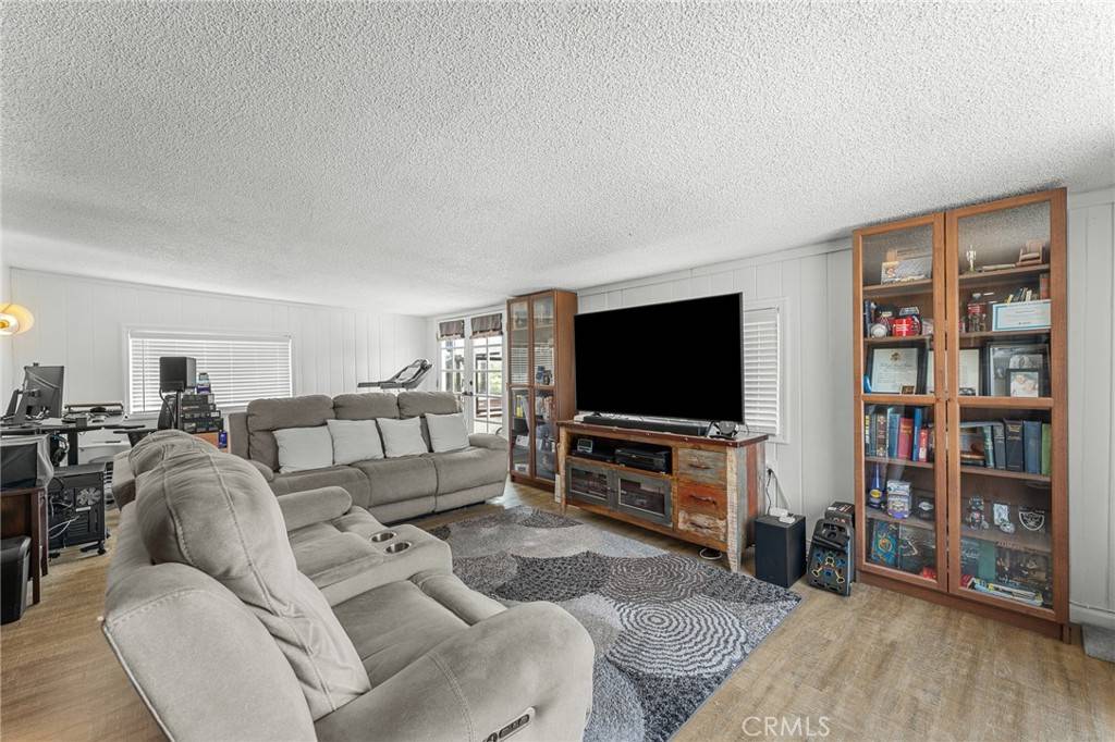 Hemet, CA 92544,40795 Crest DR