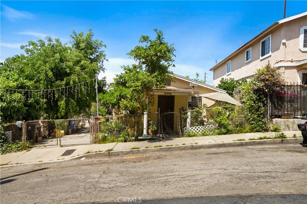 Los Angeles, CA 90063,3339 E 4th ST