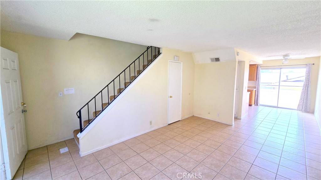 Upland, CA 91786,120 N 13th AVE #H