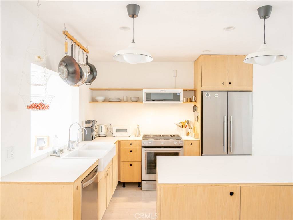 12907 Sunburst ST, Los Angeles, CA 91331