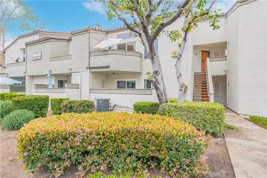 7 Town And Country RD, Phillips Ranch, CA 91766