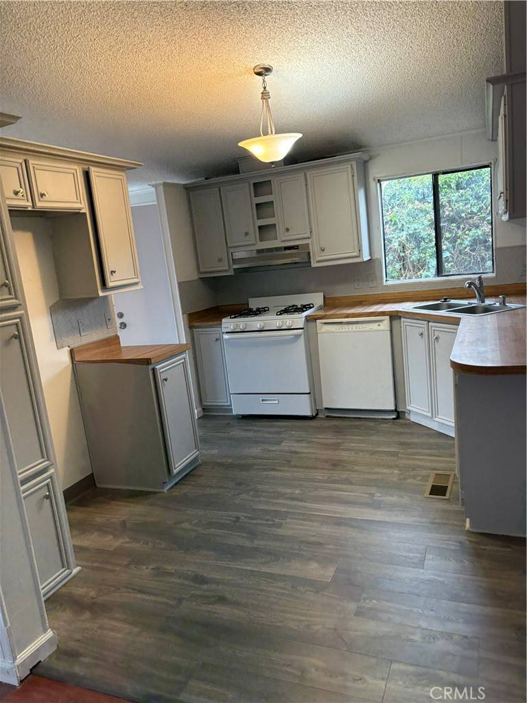 Hemet, CA 92544,25313 Browca ST
