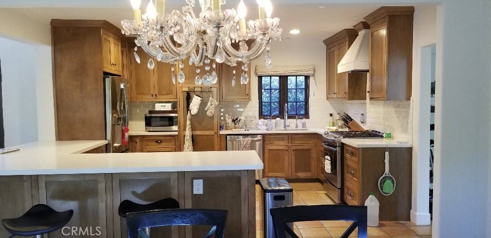 San Marino, CA 91108,1900 Montrobles PL