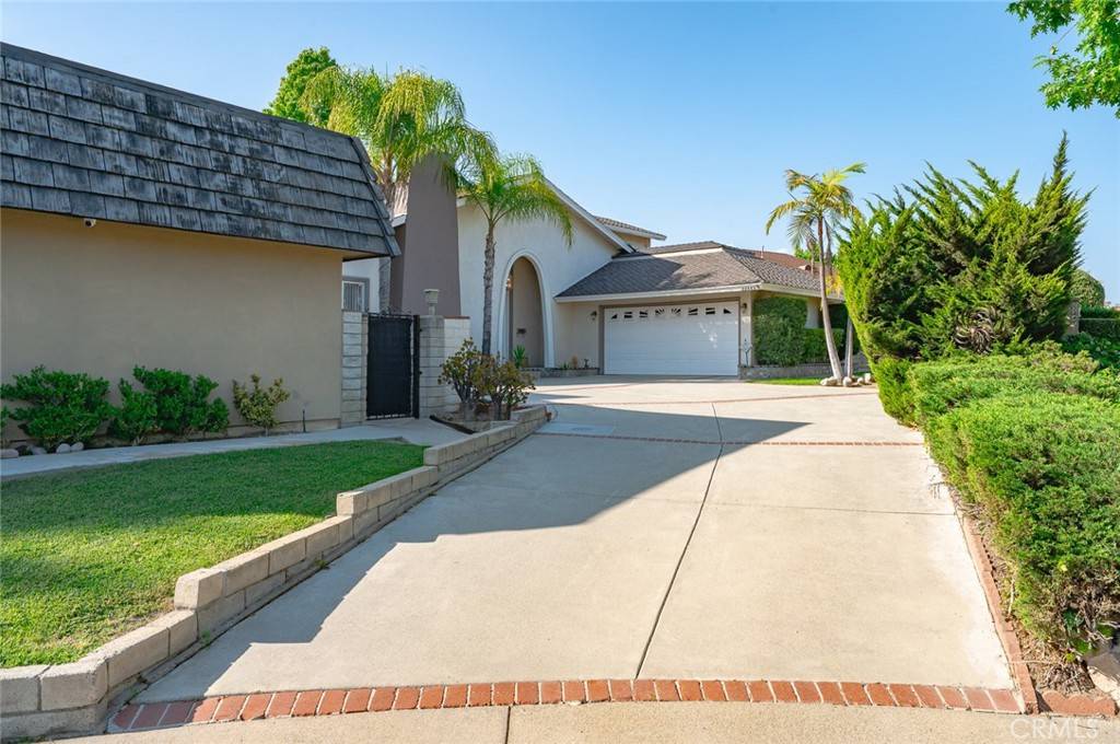 Diamond Bar, CA 91765,22443 Robin Oaks