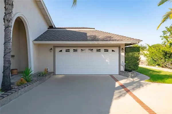 Diamond Bar, CA 91765,22443 Robin Oaks
