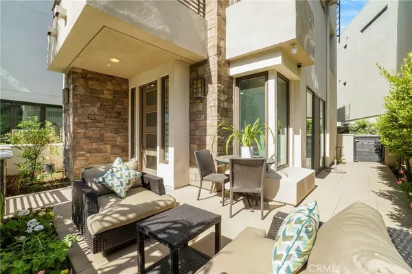 Playa Vista, CA 90094,5823 Seahorse CT