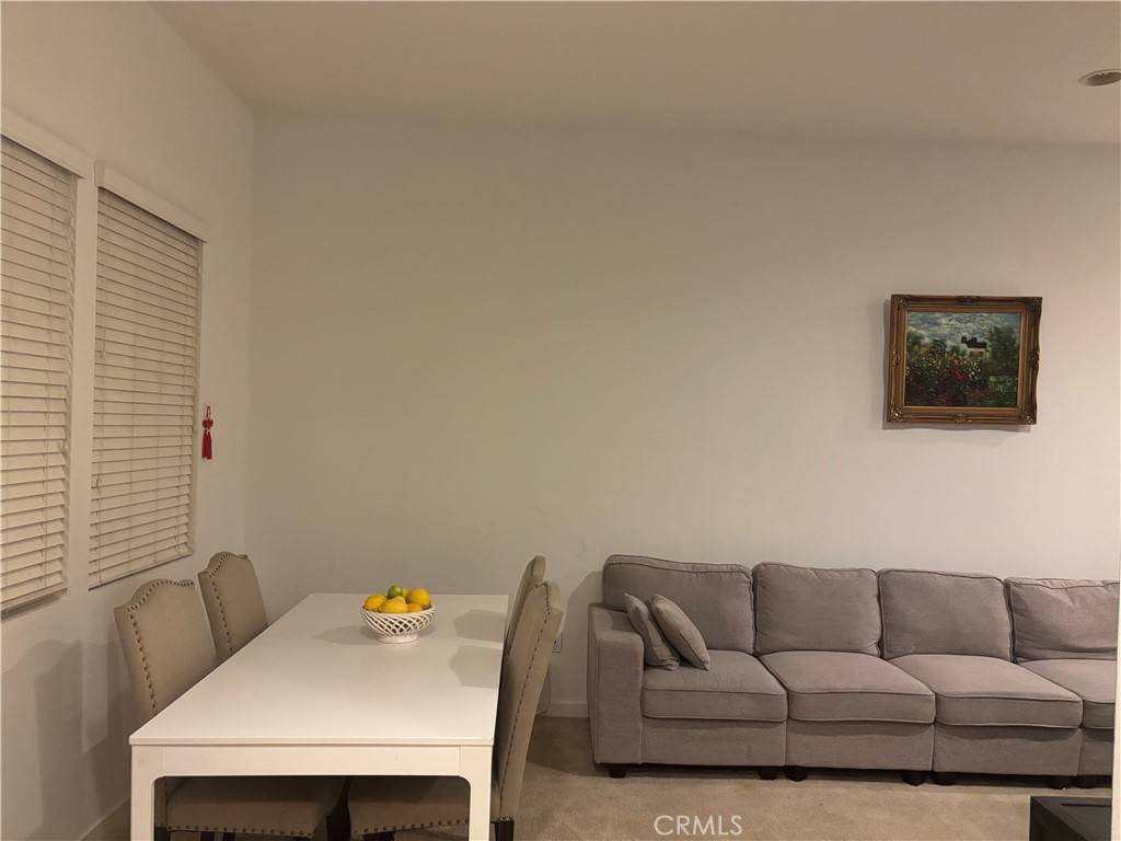 Montclair, CA 91763,4968 Arrow Hwy #E