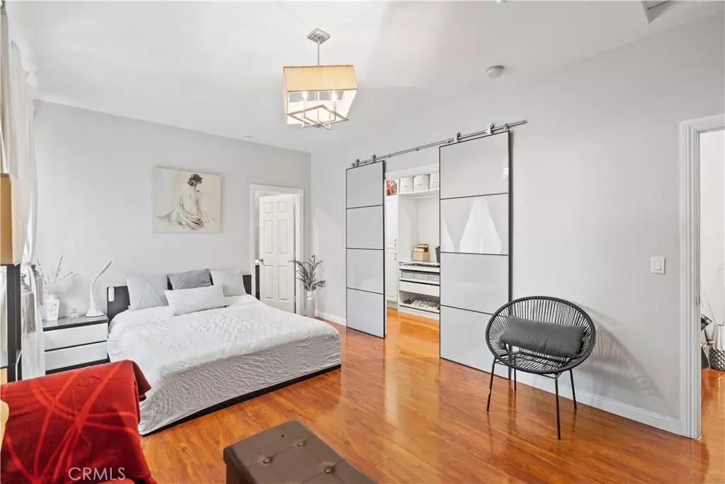 Alhambra, CA 91801,829 N Electric AVE