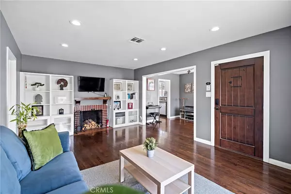 Alhambra, CA 91801,1425 Violeta DR
