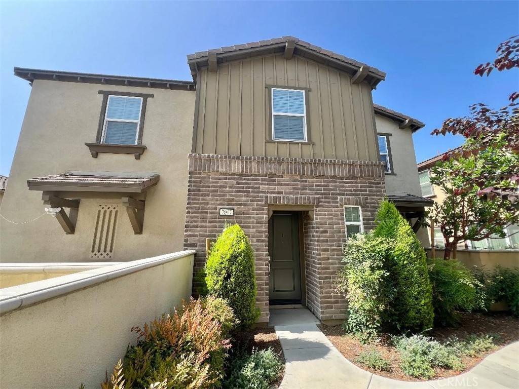 7047 Montecito LN, Eastvale, CA 92880