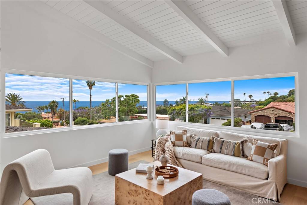 8 Clipper RD, Rancho Palos Verdes, CA 90275