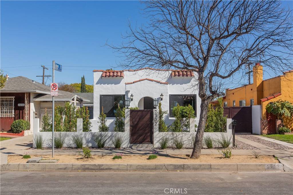 Los Angeles, CA 90034,2702 Reynier AVE