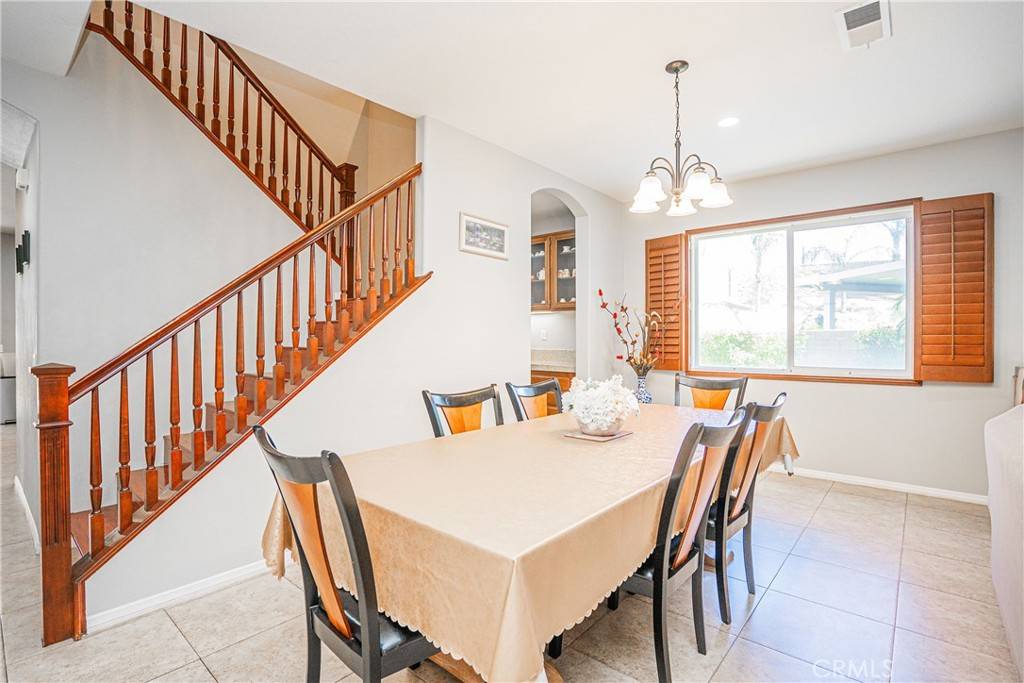 Jurupa Valley, CA 91752,6221 Ruby Crest WAY