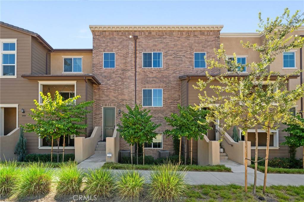 1016 W Baseline RD, Claremont, CA 91711