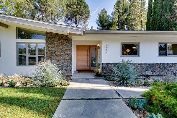 4676 Arriba DR, Tarzana, CA 91356