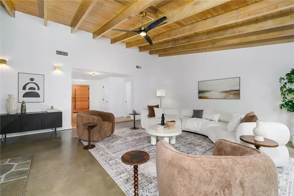 Tarzana, CA 91356,4676 Arriba DR