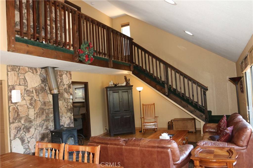 Big Bear Lake, CA 92315,42515 Alta Vista AVE