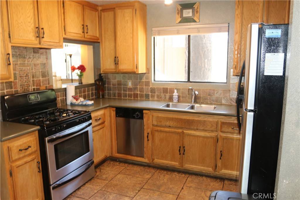 Big Bear Lake, CA 92315,42515 Alta Vista AVE
