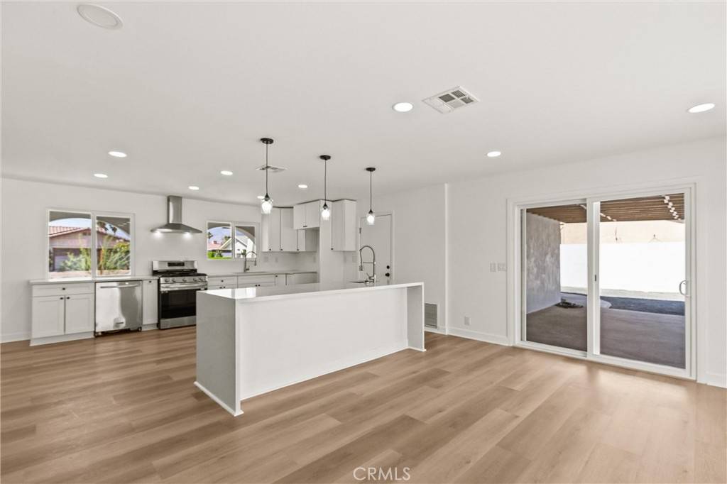 Palm Springs, CA 92262,2852 E San Angelo RD