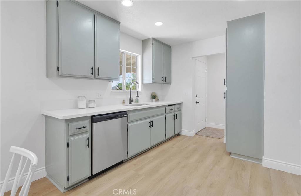 Apple Valley, CA 92308,21229 Balsa ST