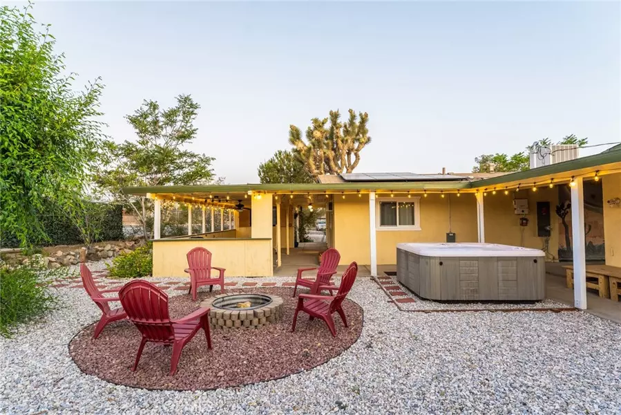 7787 Deer TRL, Yucca Valley, CA 92284