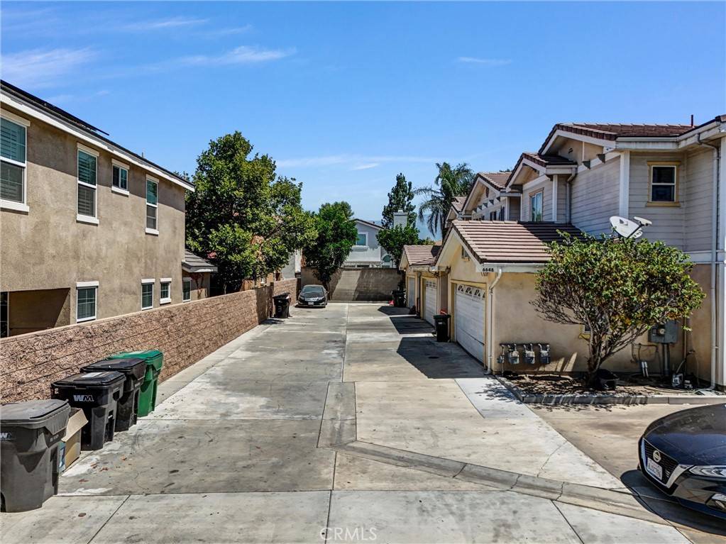 Chino, CA 91710,6648 Riverside DR #3