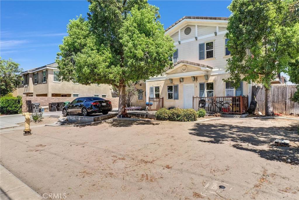 Chino, CA 91710,6648 Riverside DR #3