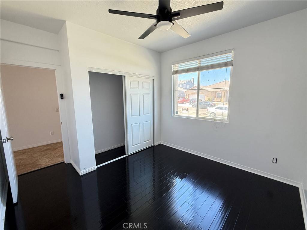 Hesperia, CA 92344,9093 Seal Beach DR