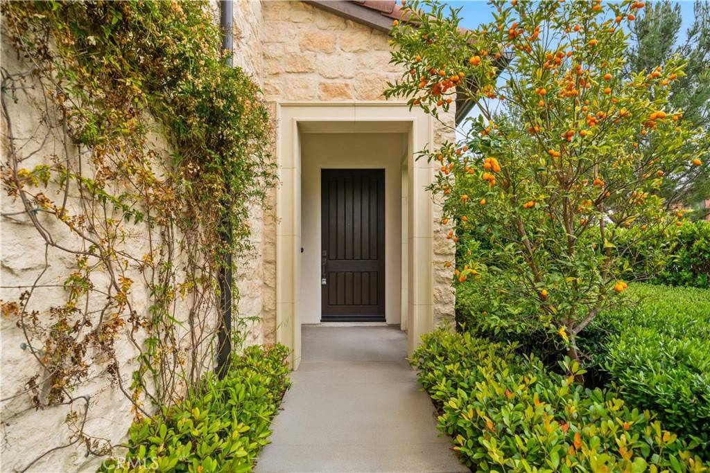 Irvine, CA 92602,118 Appian