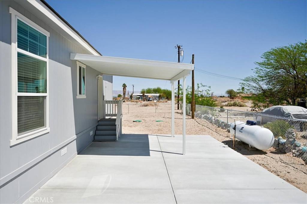 Thermal, CA 92274,2912 Cerritos CT