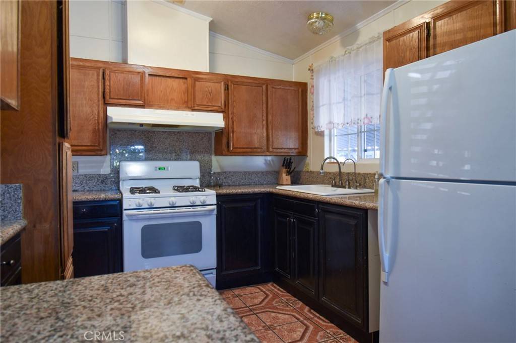 Pomona, CA 91766,3776 Hampton DR