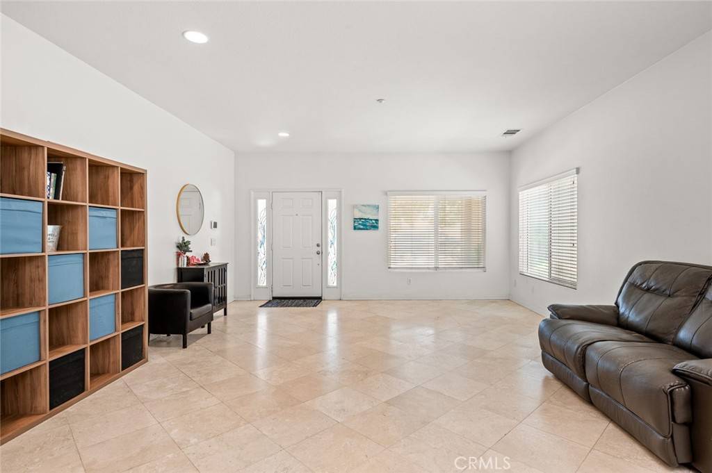 Riverside, CA 92501,4816 Gregory RD