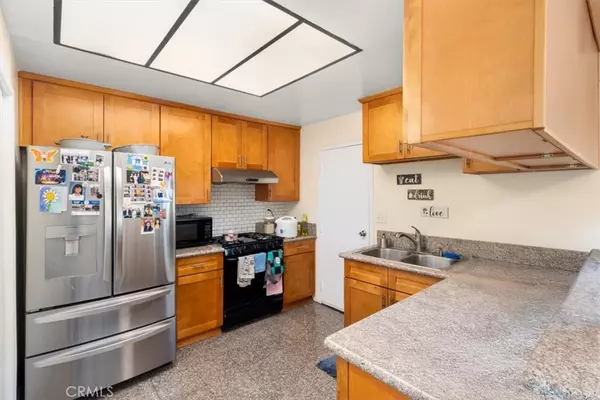 Monterey Park, CA 91754,800 W El Repetto Dr