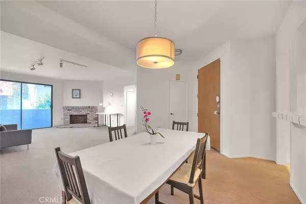 Los Angeles, CA 90024,1663 Veteran AVE #206