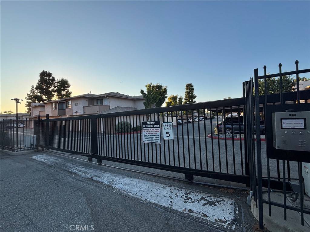Riverside, CA 92507,1305 Massachusetts AVE #201