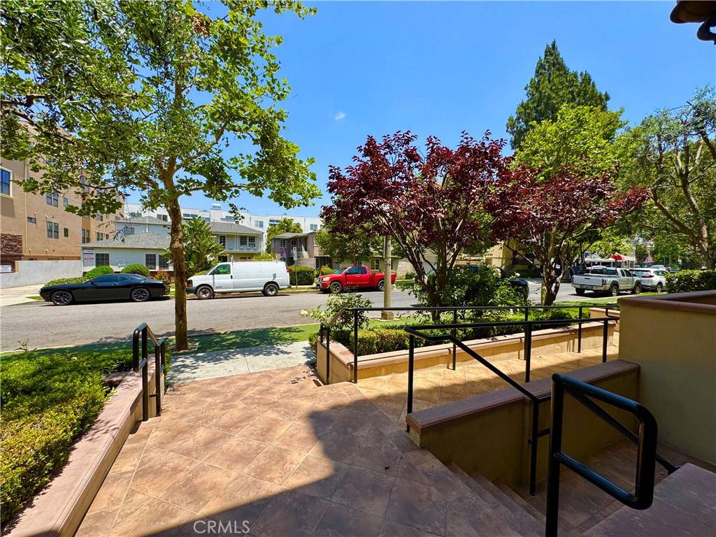 Studio City, CA 91604,12026 Hoffman ST #101