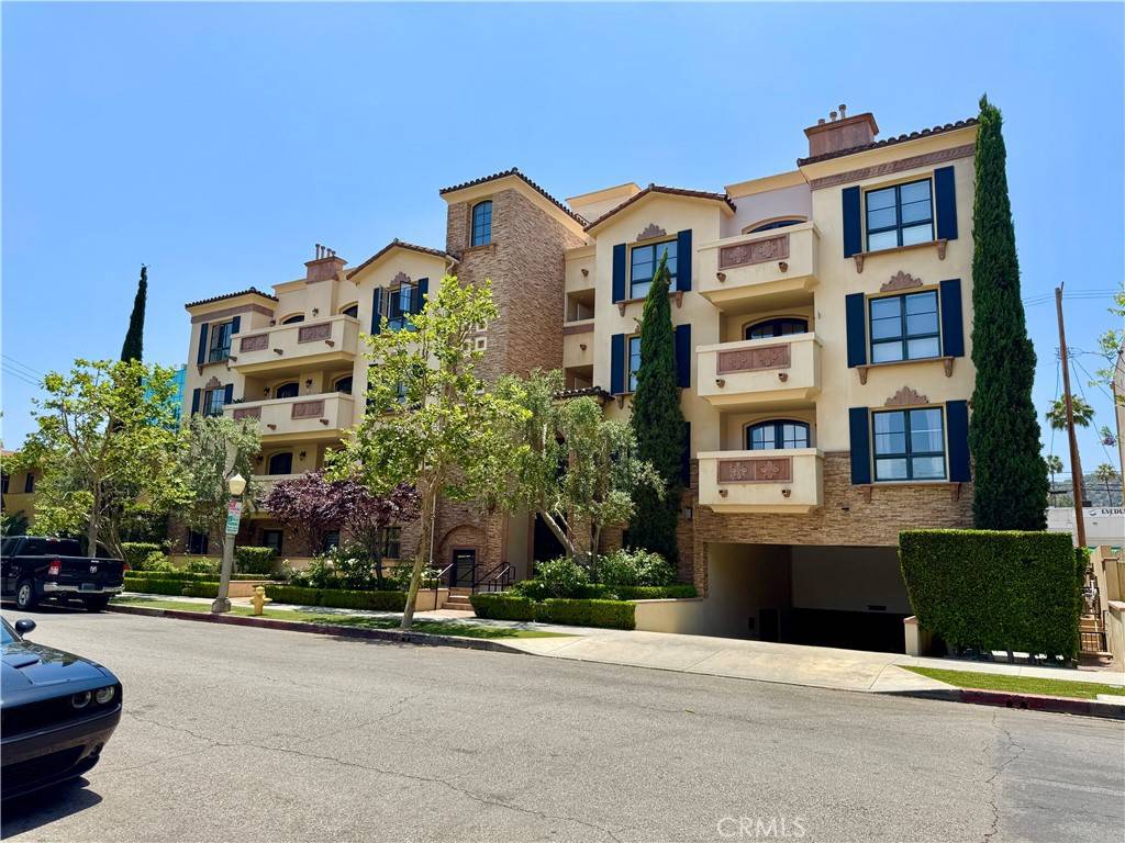 Studio City, CA 91604,12026 Hoffman ST #101