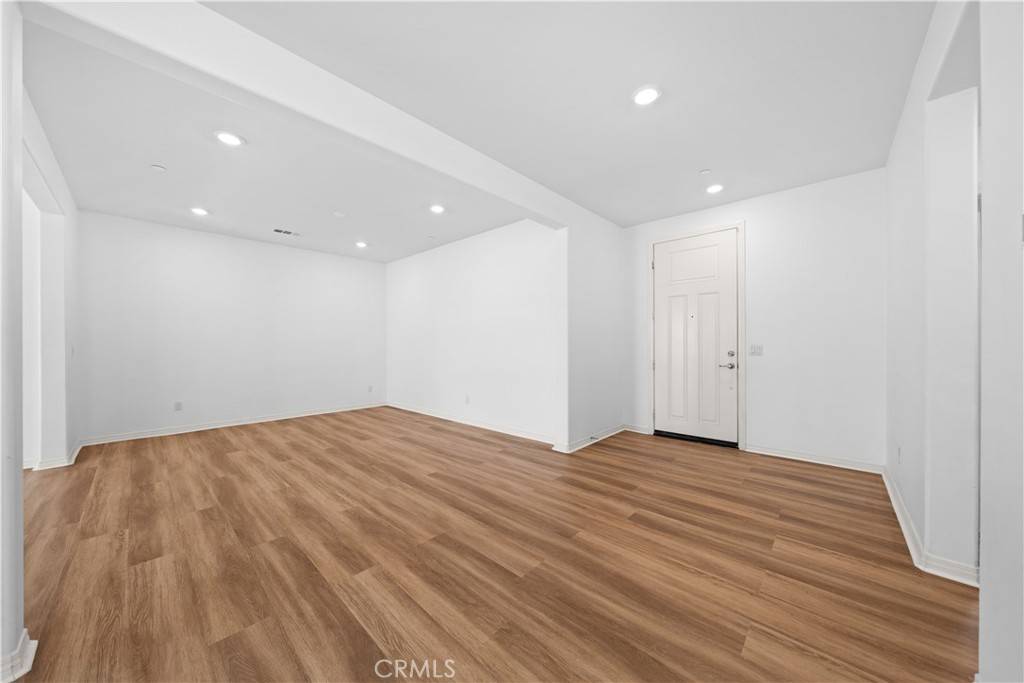 Ontario, CA 91762,3497 E Garrick ST