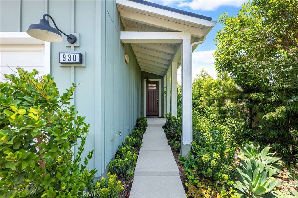 Glendora, CA 91740,930 E Wonder LN