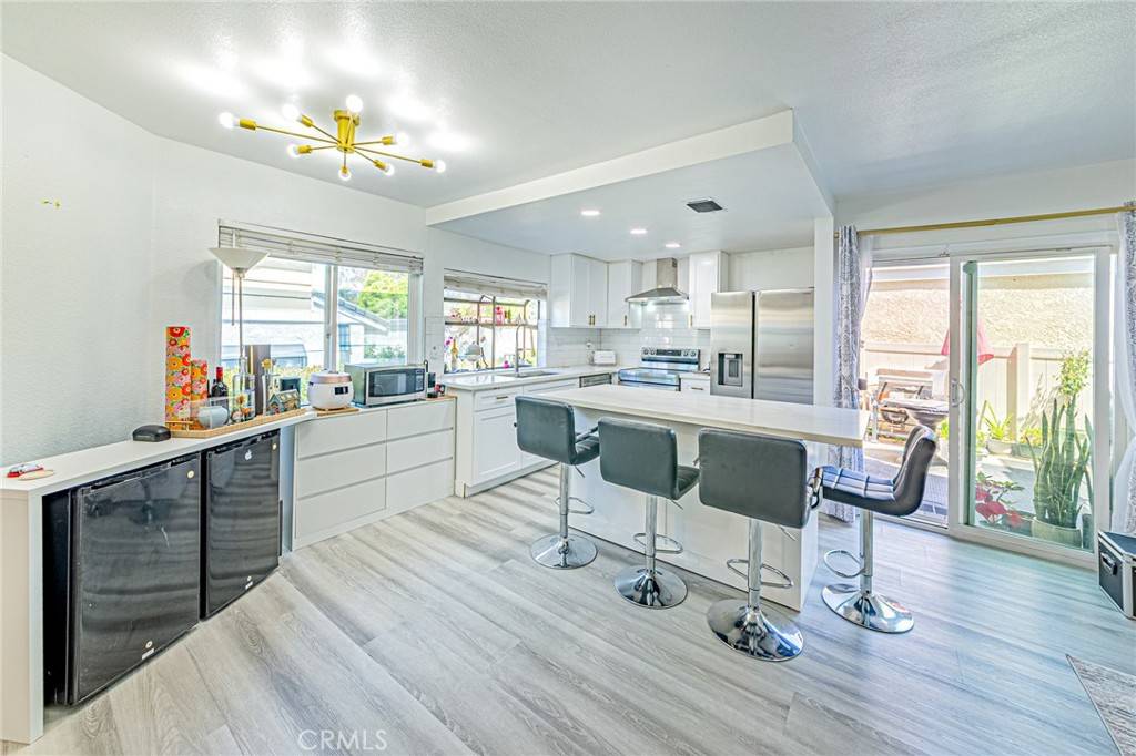 Diamond Bar, CA 91765,23763 Highland Valley RD